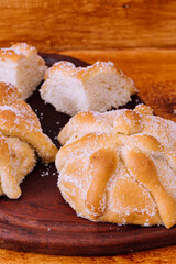 tradicional pan dulce mexicano llamado Pan de Muerto