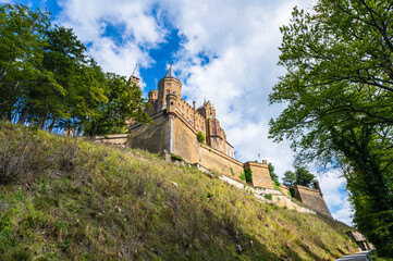 Fototapeta na wymiar Blick auf Hohenzollern Burg auf der schwäbischen Alb bei Stuttgart