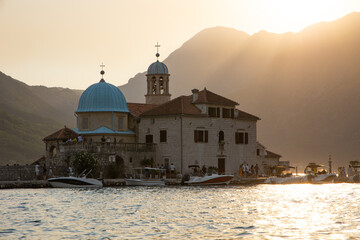 Kirche Unsere Liebe Frau von den Felsen in der Bucht von Kotor, Montenegro