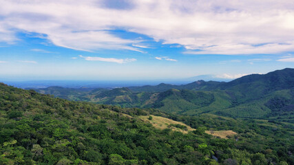 Fototapeta na wymiar Toma con drone, Cerro Pelado (Guanacaste, Costa Rica)