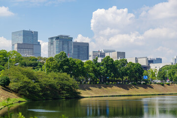 山王、紀尾井町方向　桜田門から内堀通りを三宅坂へ進む　東京、皇居