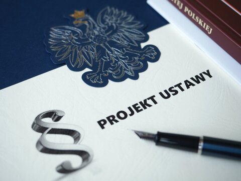 Symbole narodowe Polski, konstytucja i orzeł