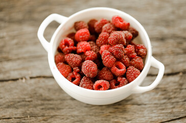 berries in a bowl