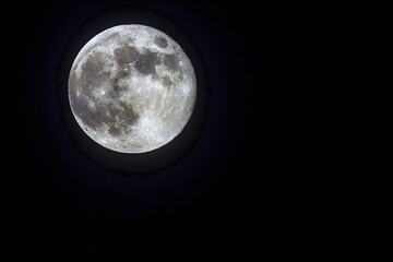 Flower full supermoon - May 2020 - London, United Kingdom