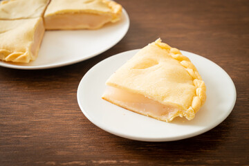 Toddy palm pies on plate