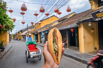 Banh mi Phuong is known as the best bread in the world - Vietnamese sandwich - Vietnamese food