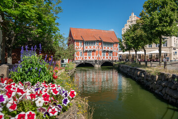 Fototapeta na wymiar sightseeing tour in Wismar, old toen and harbour
