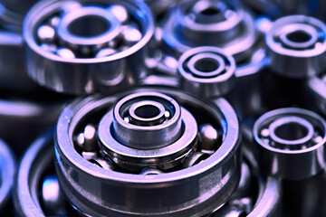 Bearings. Ball bearings. Thrust bearings.