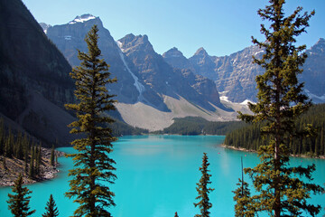 The turquoise water of Moraine Lake in Banff National Park