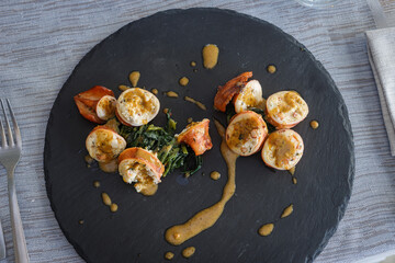 Squid stuffed with sautéed chicory