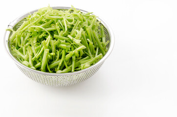 空心菜の茎 下ごしらえ