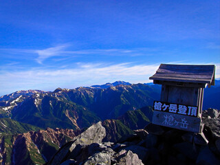日本の山　槍ヶ岳　7月