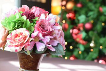 テーブルの上の花