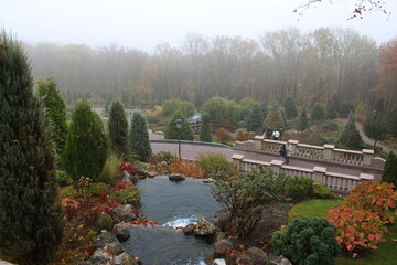 Fototapeta premium autumn in the park and fog