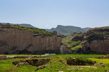 Fototapeta na wymiar トルコ　水没前のハサンケイフの風景