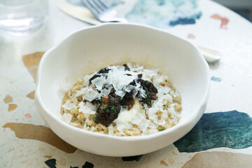 Risotto with mushrooms and cheese