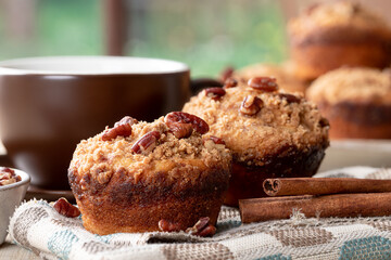 Fototapeta na wymiar Cinnamon streusel nut muffins