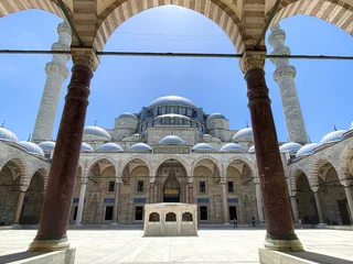 Fotobehang View of the Suleymaniye Mosque in Istanbul, Turkey © Inna