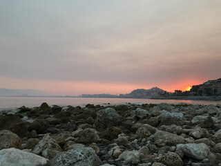 Fototapeta na wymiar Maravilloso Atardecer en la costa de Málaga