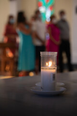 vela en iglesia
