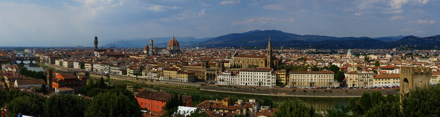 Fototapeta na wymiar Panoramic Florence view on a cloudy day, Tuscany, Italy
