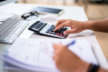 Calculating Company Business Expense Invoice