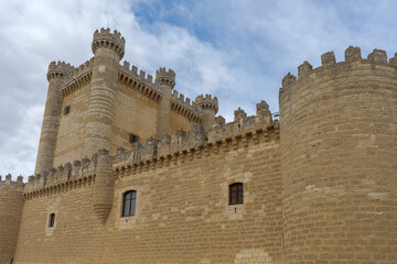 castillo de Fuensaldaña en la provincia de Valladolid, España