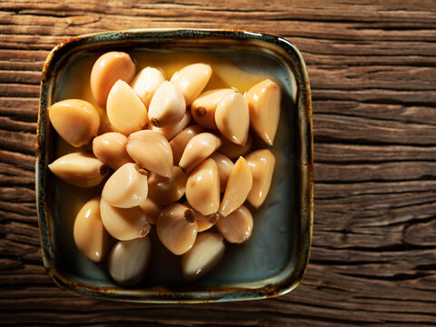 Pickled Garlic Pickled in Vinegar