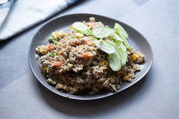 Fried rice with pork and vegetables