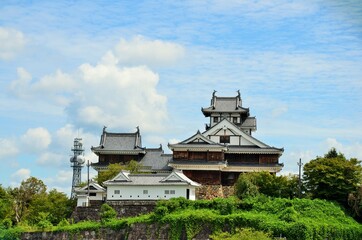 Naklejka premium 伯耆丸跡から望む福知山城 天守閣・銅門番所
