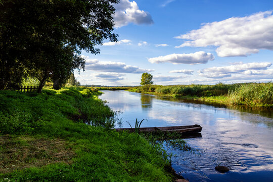 Ostatnie dni lata w Dolinie Narwi, Podlasie, Polska