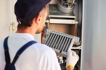 Customer service for the repair and adjustment of the gas boiler