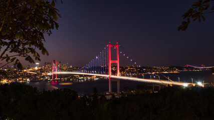 Fototapeta na wymiar Istanbul Bosphorus Bridge at Night