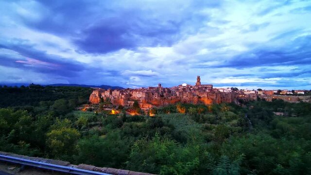 Pitigliano, one of the three tuff cities of the Maremma, is among the most beautiful villages in Italy. Known as the little Jerusalem