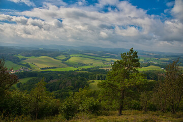 Auf dem Gipfel der hörselberge in Thüringen