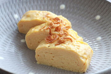 色々な料理にトッピング出来るフライドオニオン