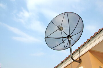 Satellite dish