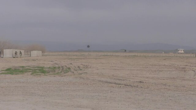 Anflug Bundeswehrhubschrauber in Afghanistan im Kundus