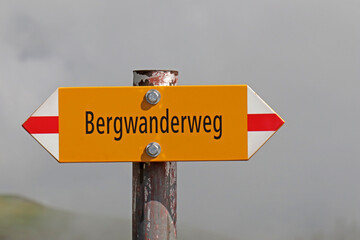 Bergwanderweg, Alpen, Schweiz