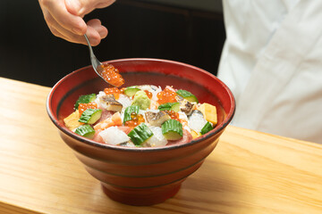 海鮮丼