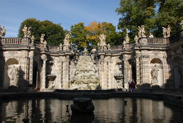 Obraz premium Dresdener Zwinger, Nympfenbad