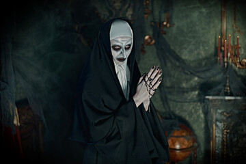 praying evil nun