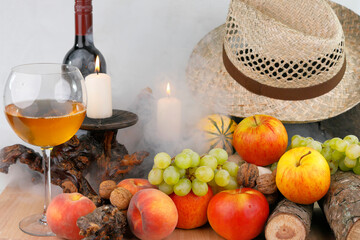 Herbstliches Stillleben mit Früchten