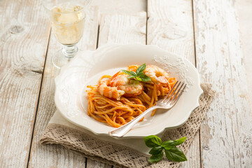 linguine with giant shrimp and tomato sauce with basil