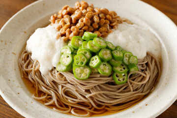 オクラ納豆とろろそば