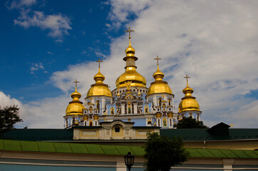 Fototapeta na wymiar Scenic landscape view of beautiful Saint Michael's Golden-Domed Monastery (