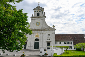 Mariastein, Kloster, Kloster Mariastein, Wallfahrt, Klosterkirche, Dorf, Kirchplatz, Wanderweg,...