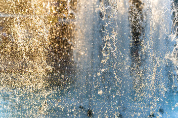 Abstraction from the fountain jets