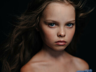Fototapeta premium pretty girl posing fashion close-up dark background