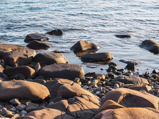 Fototapeta premium Large stone boulders on the seashore